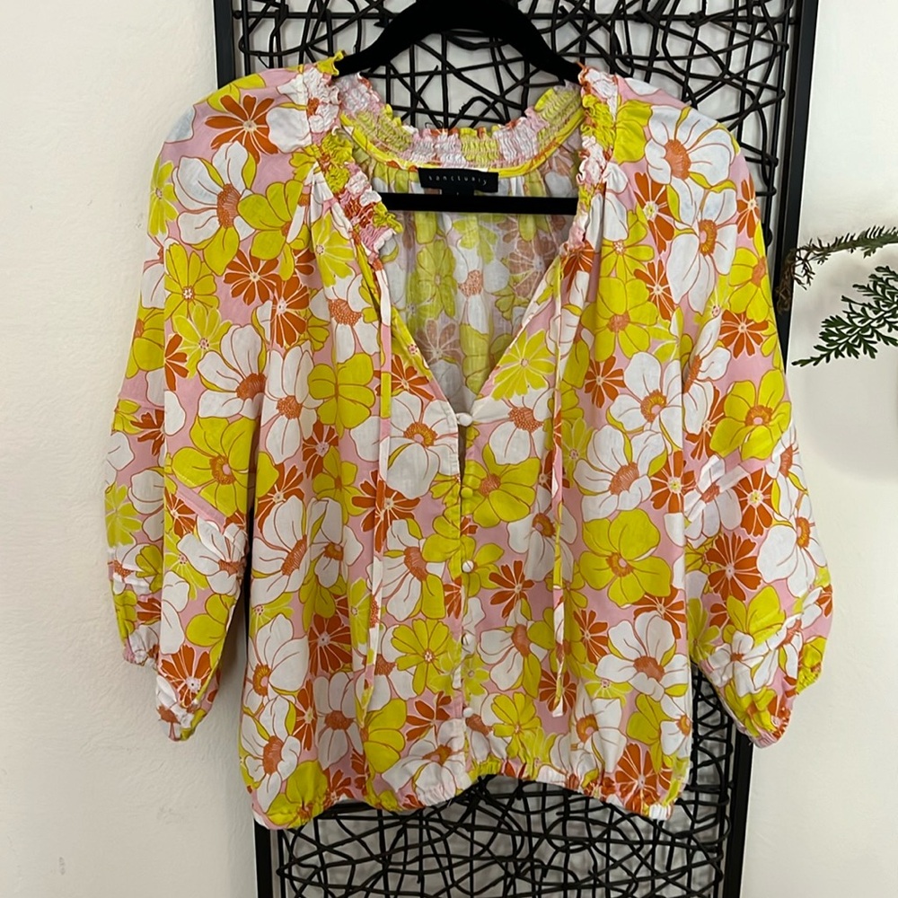 Sanctuary Blouse size L with banded waist and sleeves